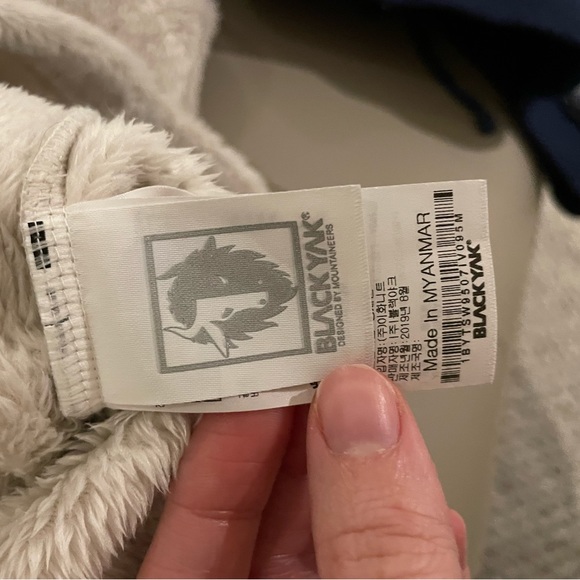 Black Yak polar sweater Small - Picture 4 of 5